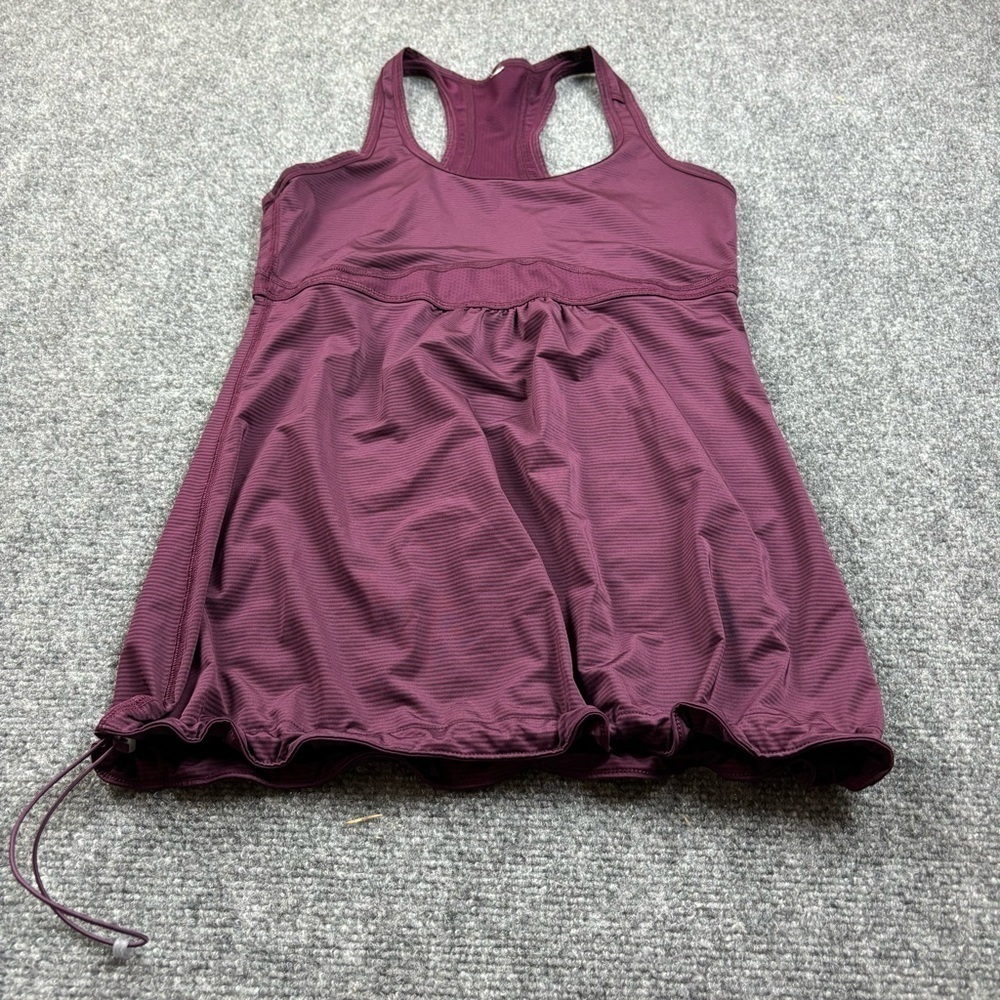 LUCY Women’s Plum Racerback athletic tank top Toggle hem size: Medium